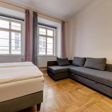 شقة Curiosity براغ