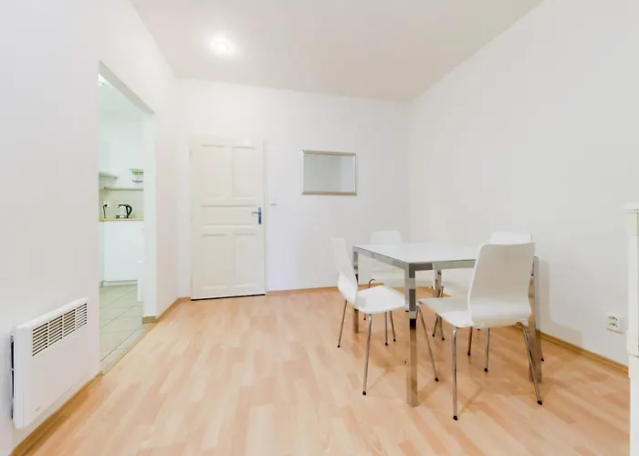 Curiosity Apartment