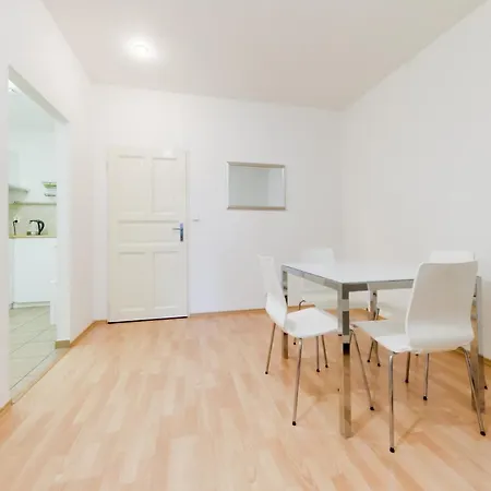 Curiosity Apartment